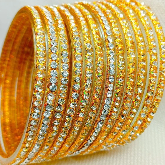 golden-glass-bangles-1.webp