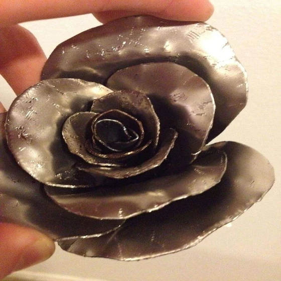 sheet-metal-flower-2.webp