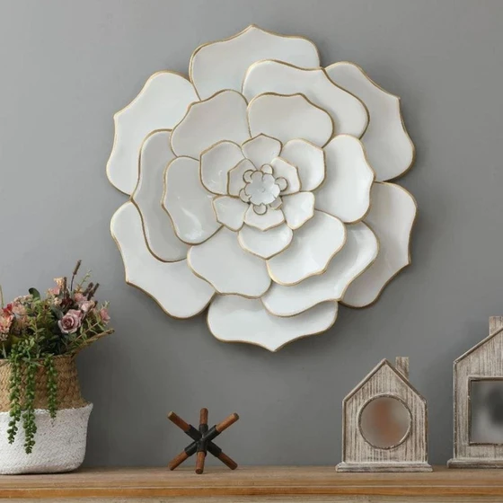 wall-metal-flowers-1.webp