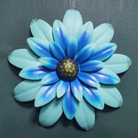 wall-metal-flowers-2.webp