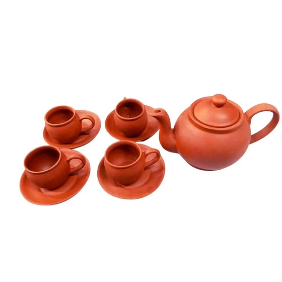 clay-tea-set-2.webp