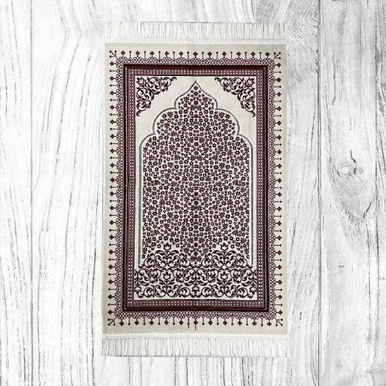 zari-mosque-carpet-2.webp