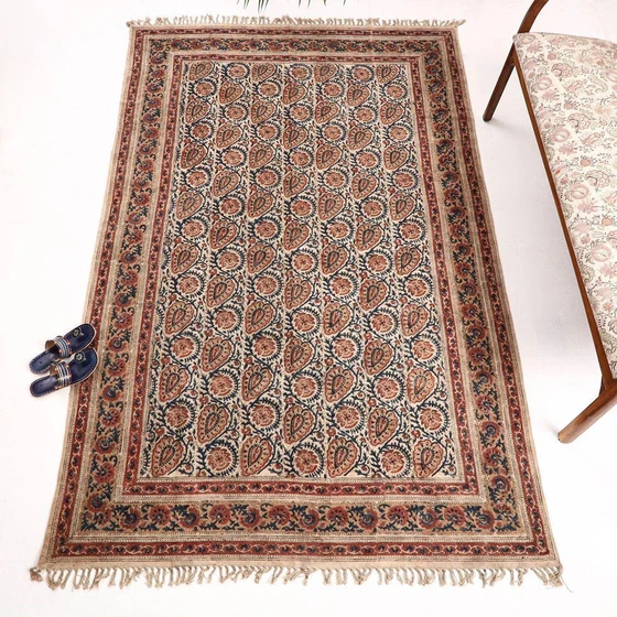 handmade-zari-carpet-2.webp