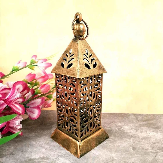 hanging-votive-lantern-1.webp