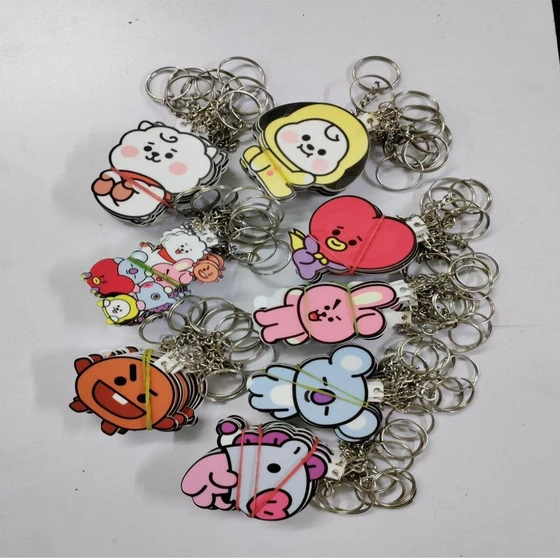 acrylic-printed-keychain-2.webp
