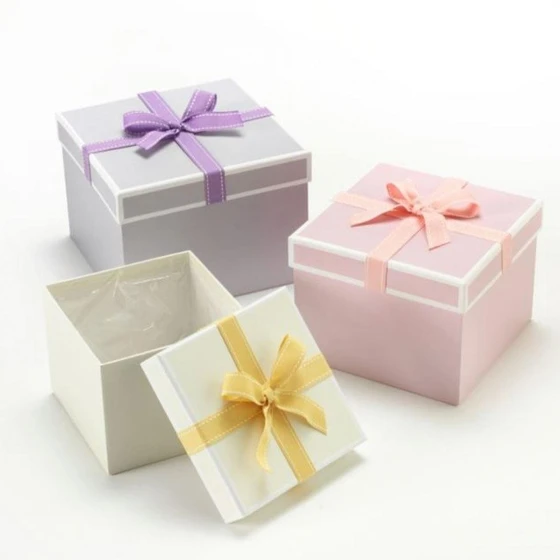 gift-squarepackaging-box-2.webp