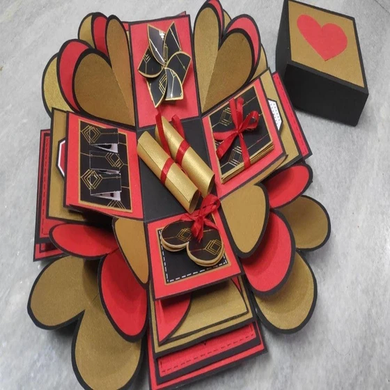 handmade-explosion-box-2.webp