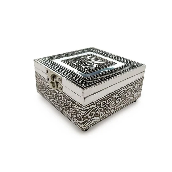 oxidized-jewelry-gift-box-1.webp