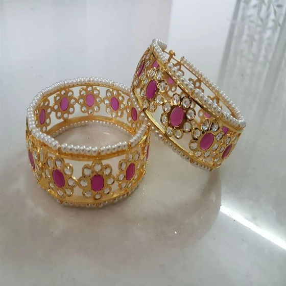 Hyderabadi Traditional Bangle — Round shaape