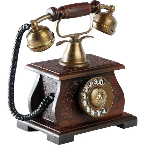 wooden-classic-telephone-1.webp