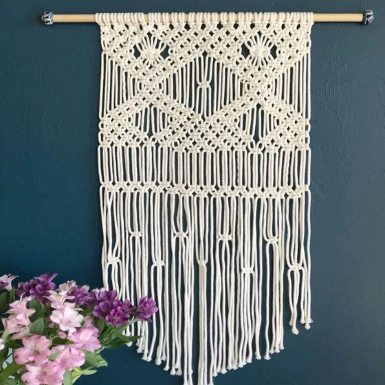 wall-macrame-hangings-2.webp