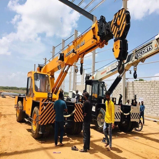 crane-rental-services-2.webp