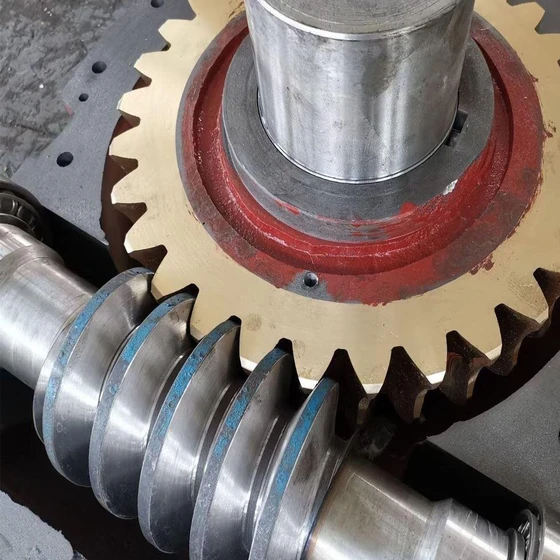 gear-crompton-vcb-2.webp