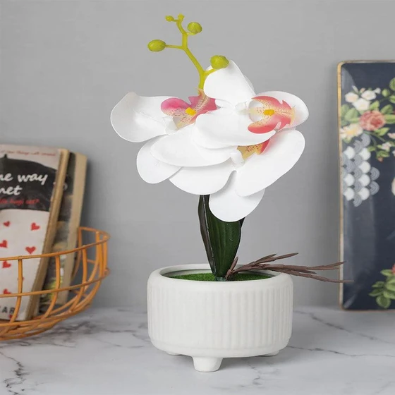 stylish-artificial-flowers-2.webp
