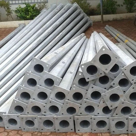 steel-light-pole-2.webp