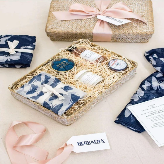 corporate-event-box-2.webp