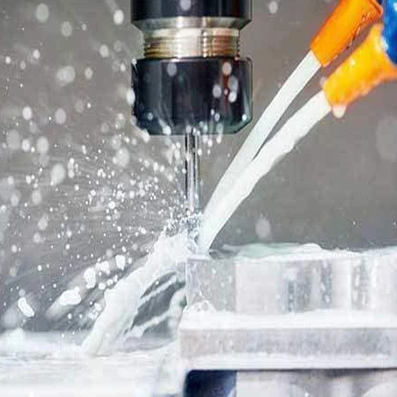water-soluble-cutting-oil-2.webp