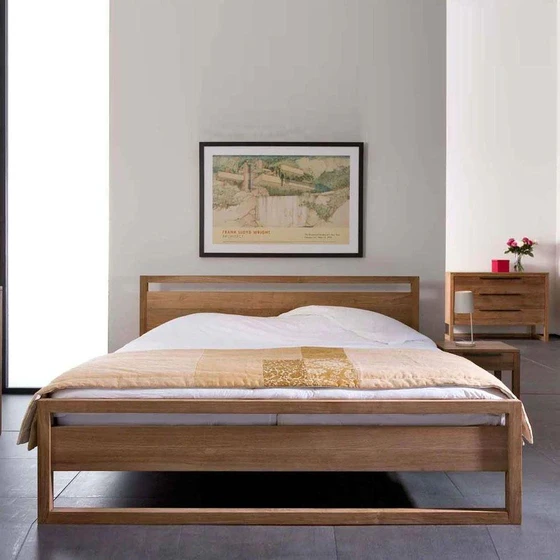 wood-bedroom-furniture-2.webp