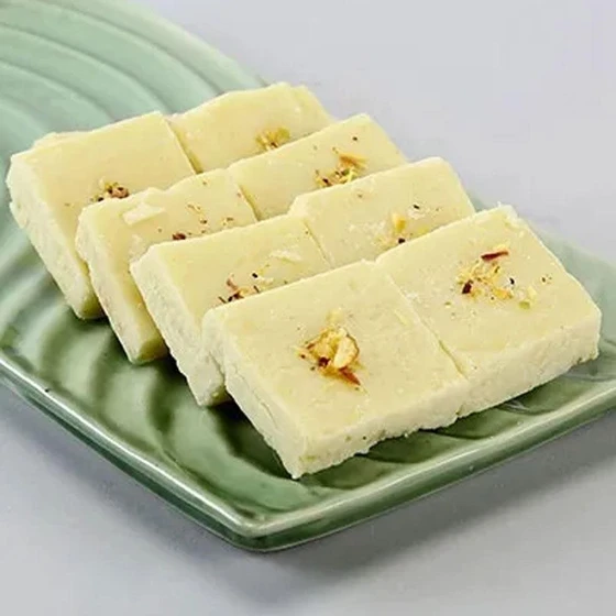 soft-milk-mawa-barfi-2.webp