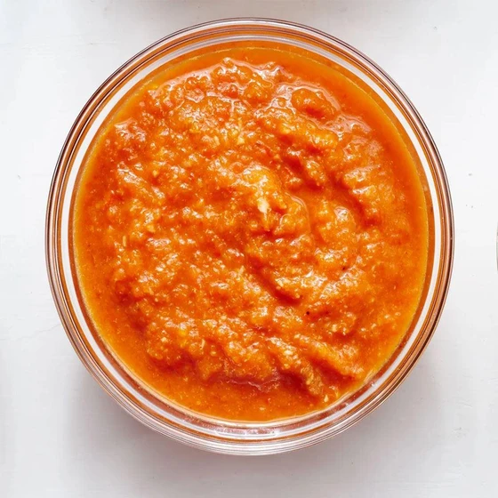 garlic-chilli-sauce-2.webp