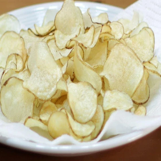 Slice Potato Chips — Creamy color use for snacks