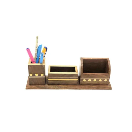 pen-desk-stands-2.webp