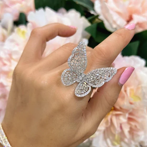 butterfly-diamond-ring-2.webp