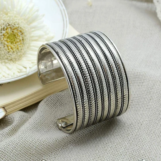 Silver Oxidized Bracelet — Plain design silver color