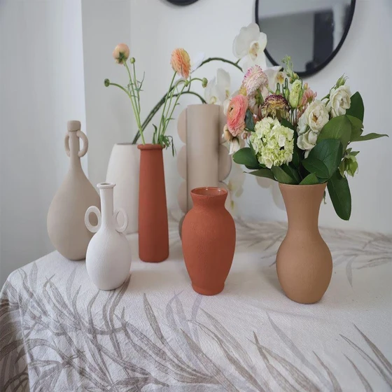 clay-glass-vases-1.webp