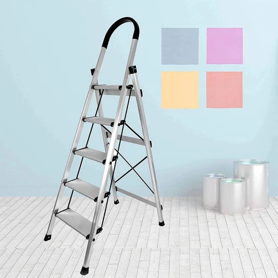 aluminium-folding-ladders-2.webp