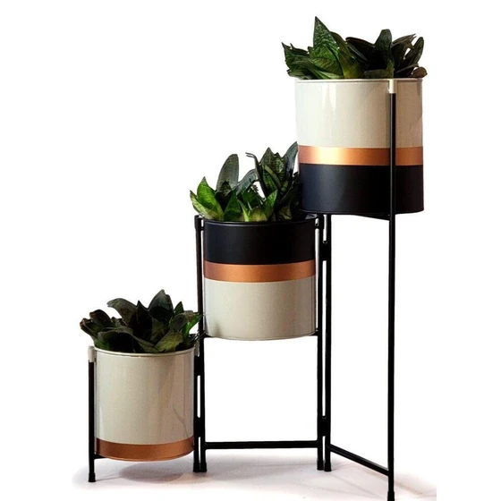 metal-flower-pot-1.webp