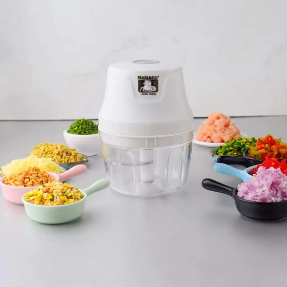 mini-food-chopper-2.webp