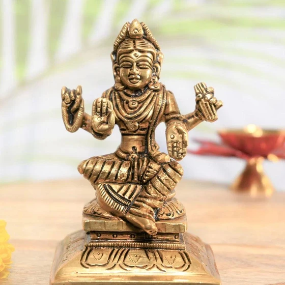 brass-god-idols-2.webp