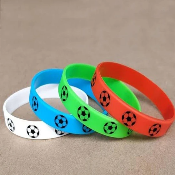 round-pvc-wristband-2.webp