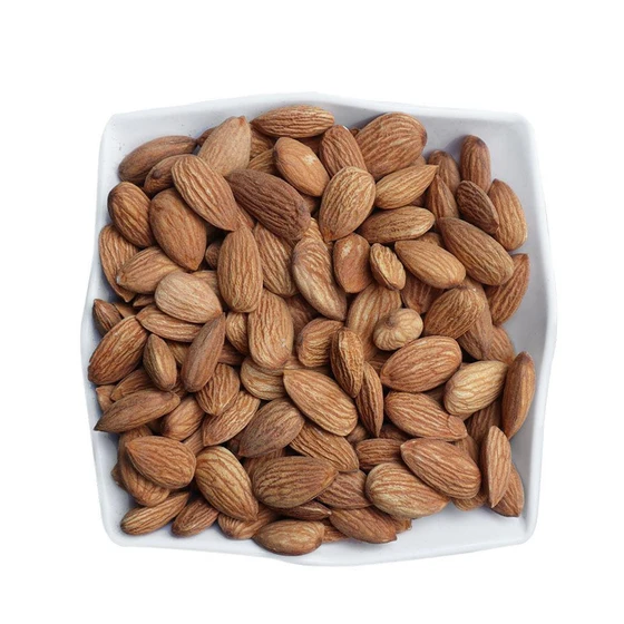 california-almonds-nuts-2.webp