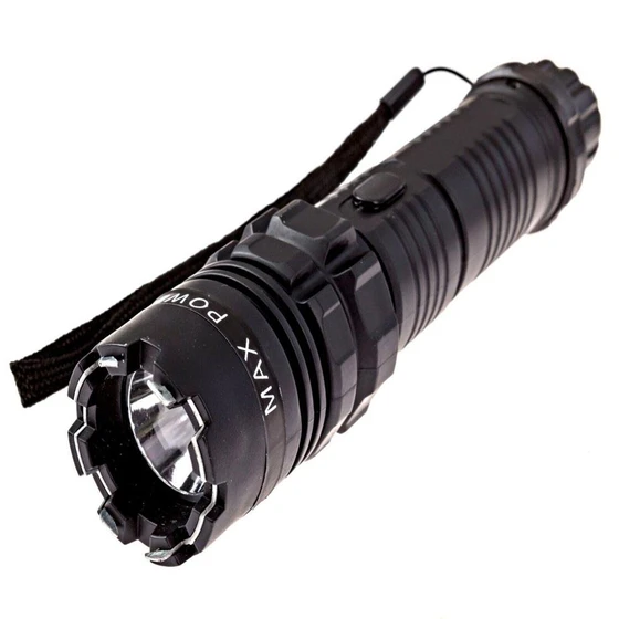 stun-gun-flashlight-2.webp