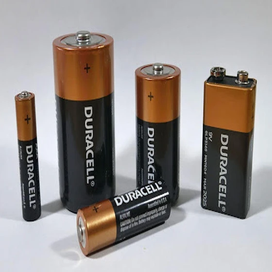 Battery — Different types, smallers, larges