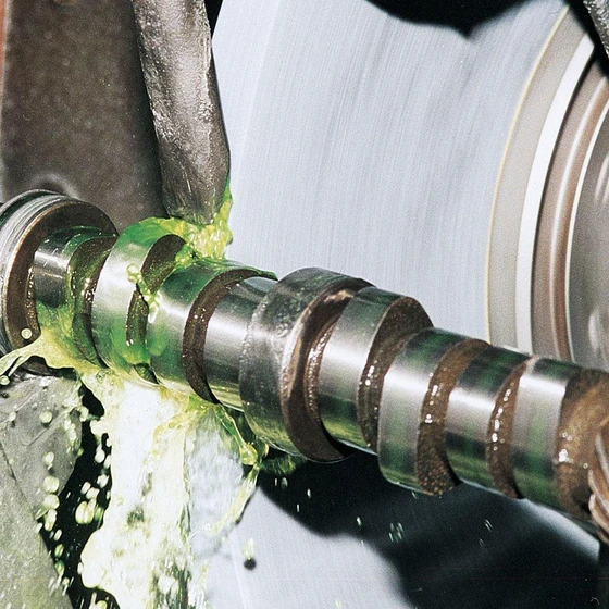 grind-camshaft-2.webp