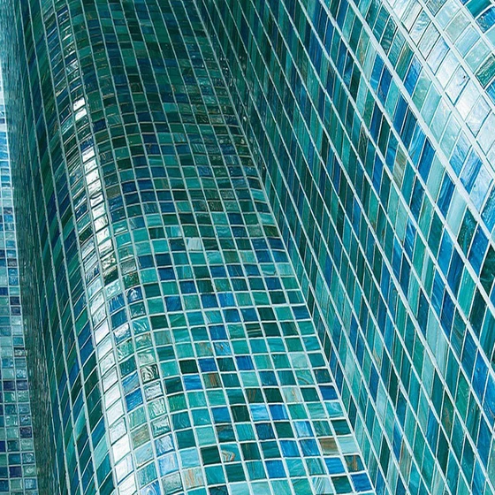 swimming-pool-tiles-2.webp