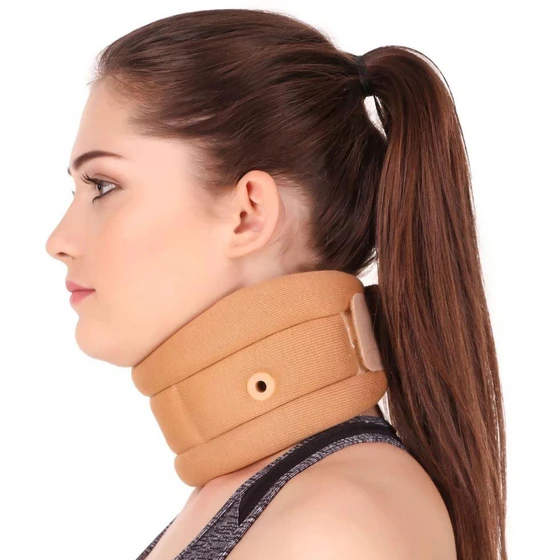 soft-cervical-collar-2.webp