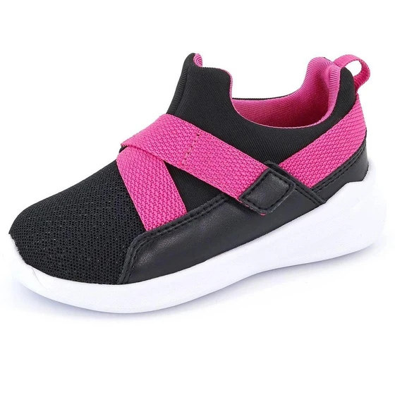 children-s-sport-shoes-2.webp