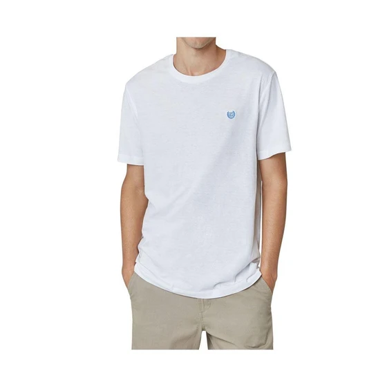 crew-neck-t-shirt-2.webp