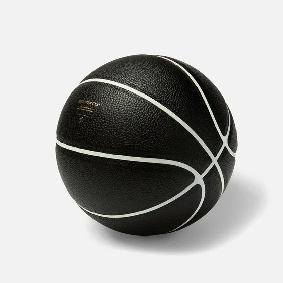 synthetic-leather-basketball-2.webp