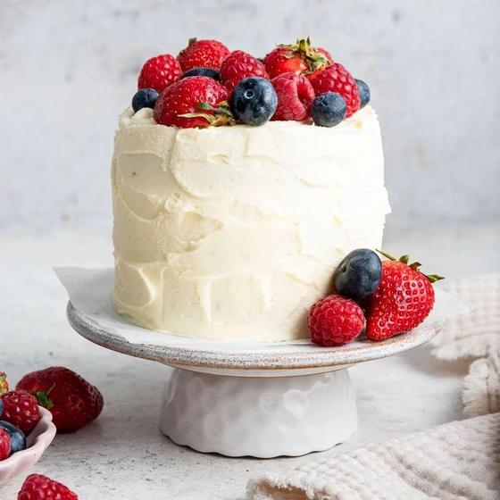 white-cold-cake-2.webp