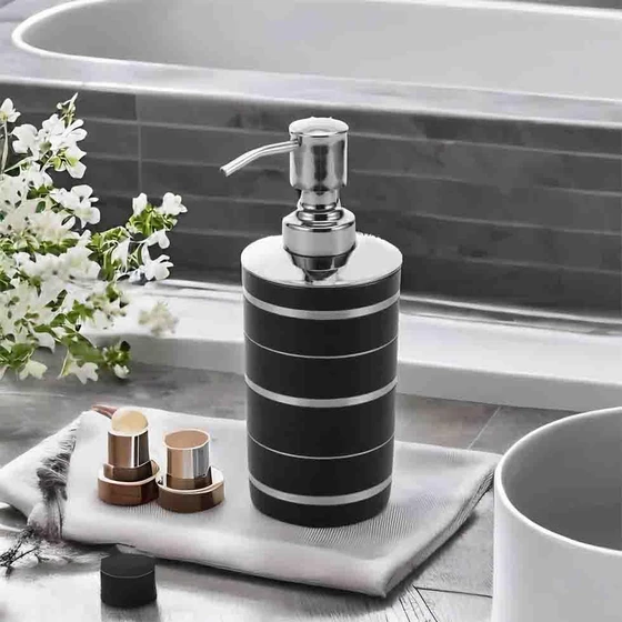 liquid-soap-dispenser-2.webp