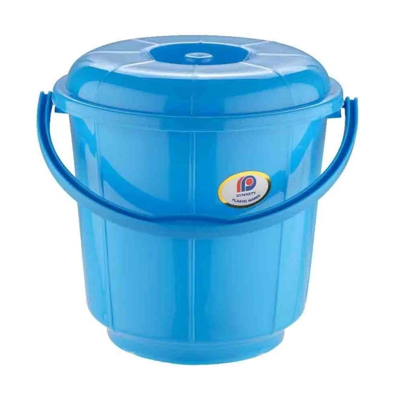 plastic-bucket-2.webp