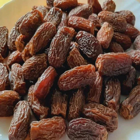 brown-dry-dates-2.webp