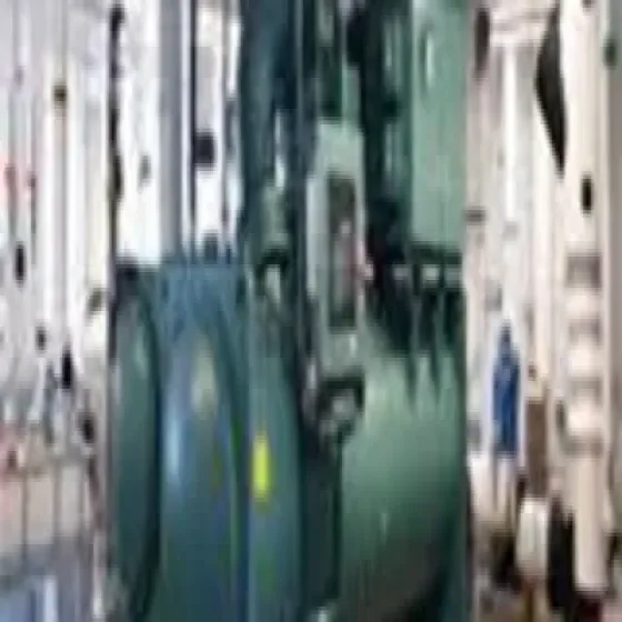 manufacturers-chiller-system-e112PPmp.webp