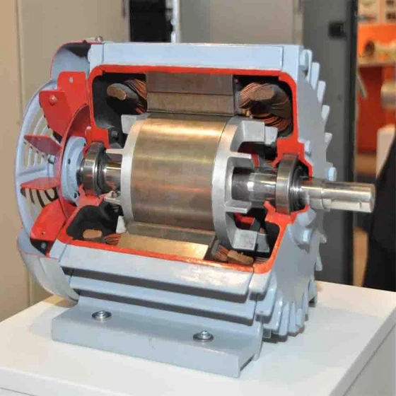 ac-motors-2.webp