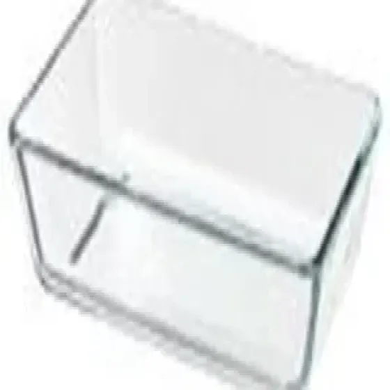manufacturers-serving-dishes-D5p3A3PW.webp